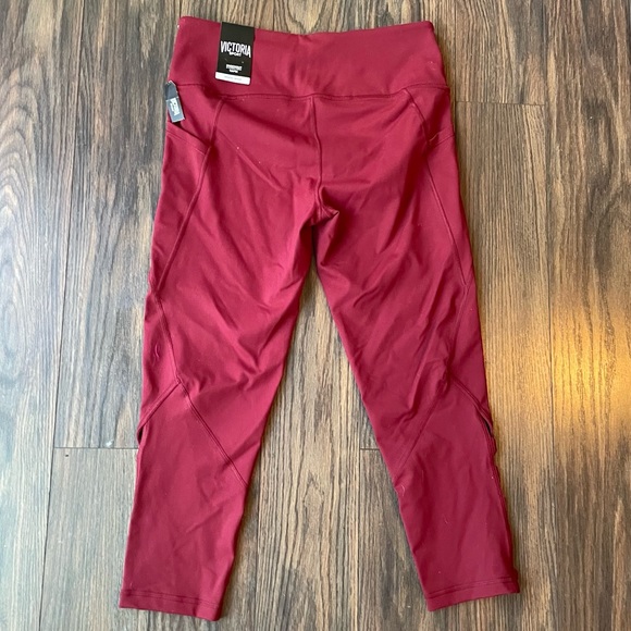 Victoria Sport Knockout Leggings - Picture 6 of 7